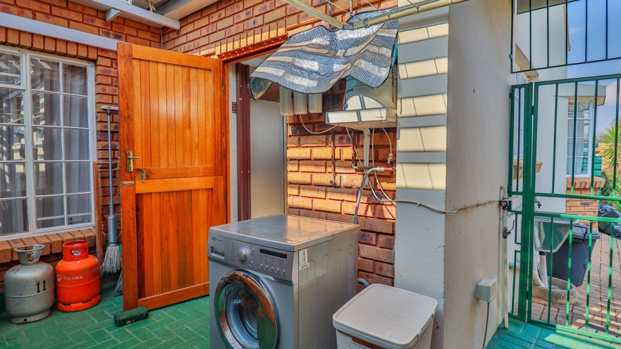 2 Bedroom Property for Sale in Schoemansville North West